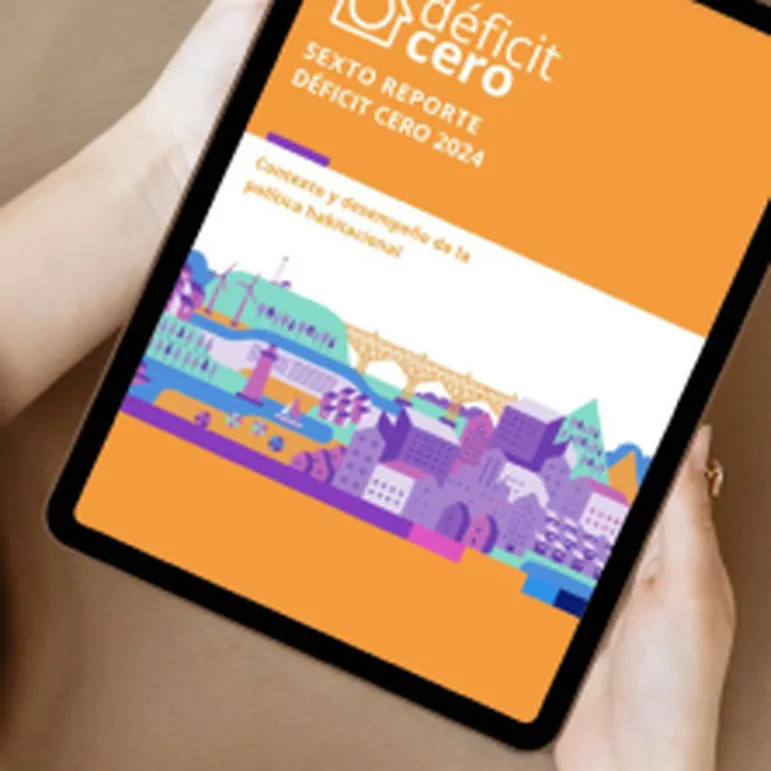 Sexto reporte Déficit Cero 2024 en una tablet