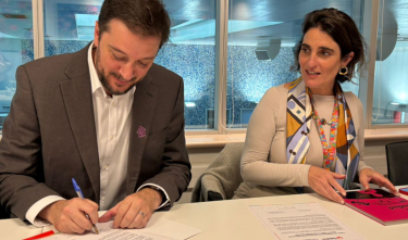 Firma acuerdo Teleton