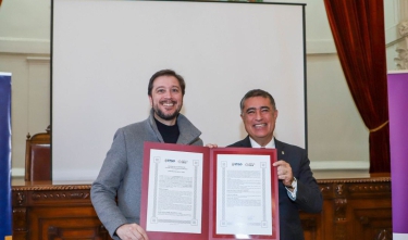 Firma convenio Santiago